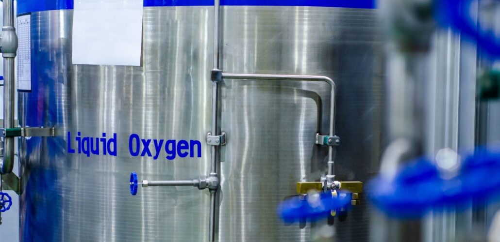 Richard Butland’s $4 B cryogenic power shift liquid air_Shutterstock_1998213941