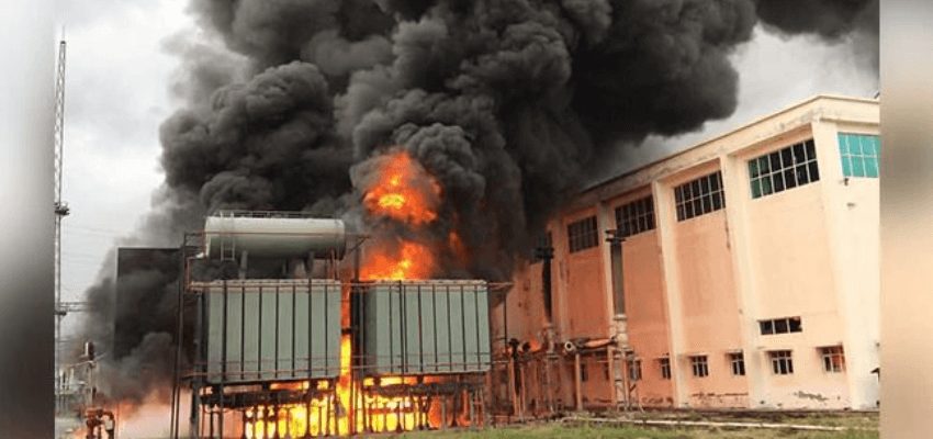 Huge fire at power substation in Noida
