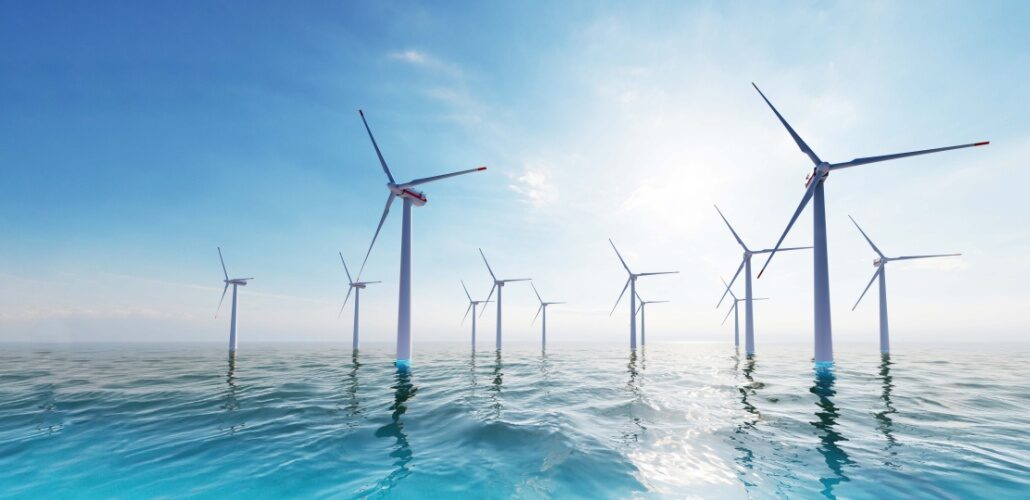 EirGrid将投资10亿美元建设海上电网 offshore wind turbines_Shutterstock_2155232859