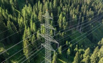 power lines_Shutterstock_2512168581