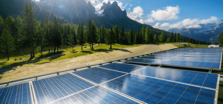 光伏发电技术占主导地位 solar panes