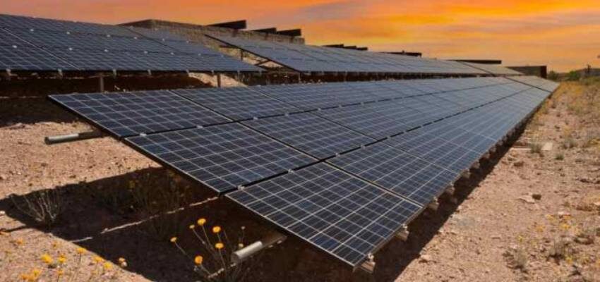 Ghana commits to renewable energy with 8 planned solar plants