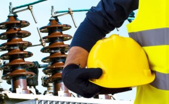 substation engineer_Shutterstock_2171256879