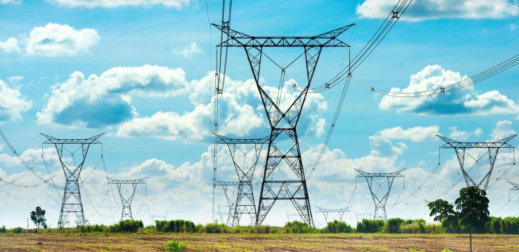 EnergyConnect begins power transmission in the west transmission tower_Shutterstock_2053305098