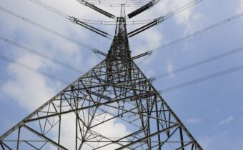 transmission tower_shutterstock_667749187