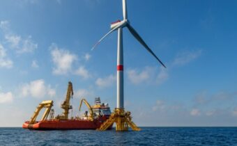 turbine_Shutterstock_2378414985